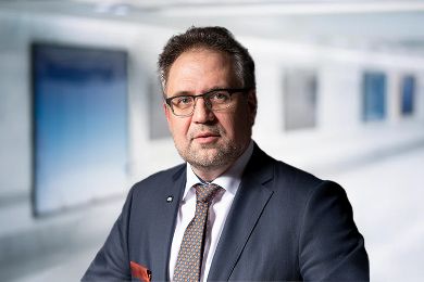 Koen Kennis: Bestuurder benoemd door de Belgische staat